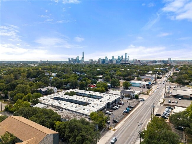 property at 2401 Manor Rd