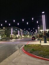 4325 Jackson Ave, Unit 2102 in Austin, TX - Foto de edificio - Building Photo