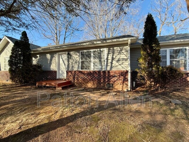 property at 2 Jenny St