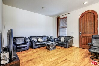 20421 Paseo Altisse in Los Angeles, CA - Building Photo - Building Photo