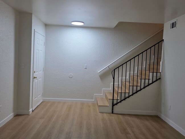 4202 White Ln in Bakersfield, CA - Building Photo - Building Photo