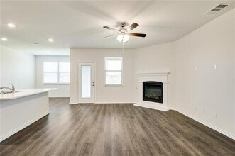 6400 Tudor Pl in Krugerville, TX - Building Photo - Building Photo