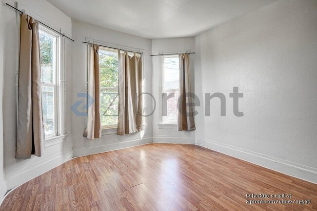 965 56th St in Oakland, CA - Building Photo - Building Photo
