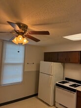 3962 Spencer Ave, Unit 2 in Cincinnati, OH - Foto de edificio - Building Photo