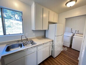 4748 Sunny Hills Rd in Oceanside, CA - Building Photo - Building Photo