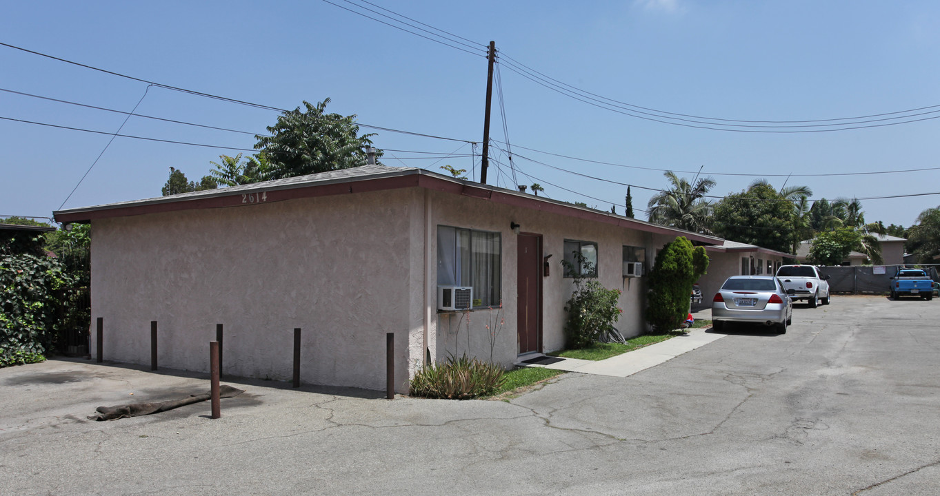 2614 Tyler Ave in South El Monte, CA - Building Photo