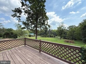 7697 Hedgesville Rd in Hedgesville, WV - Building Photo - Building Photo