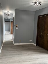 2905 Glenmore Ave in Dormont, PA - Foto de edificio - Building Photo