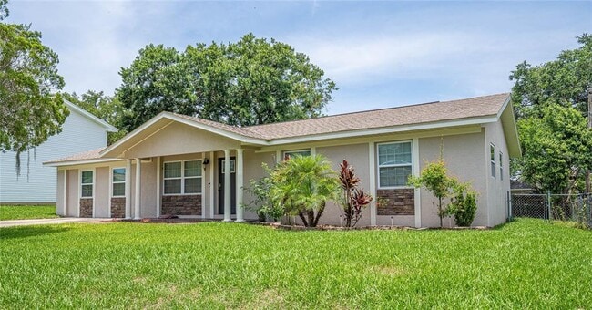 property at 2814 William Ln
