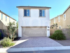 1946 W Lariat Ln in Phoenix, AZ - Building Photo - Building Photo