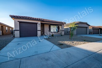 2443 Tapatio Dr in Bullhead City, AZ - Building Photo - Building Photo