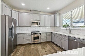 14341 E Williams Field Rd in Gilbert, AZ - Building Photo - Building Photo
