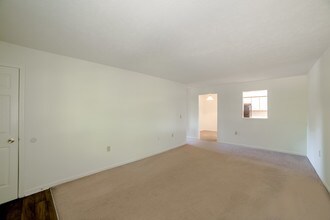 Bradford Run Apartments in Kokomo, IN - Building Photo - Building Photo