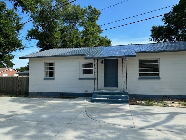 320 S K St in Pensacola, FL - Building Photo