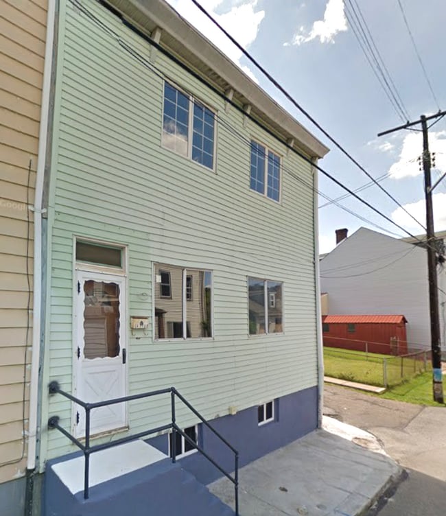 property at 1129 Brabec St