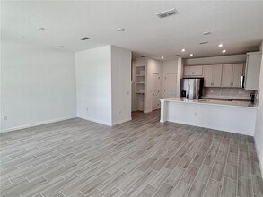 9976 Red Canoe Aly in Orlando, FL - Building Photo - Building Photo