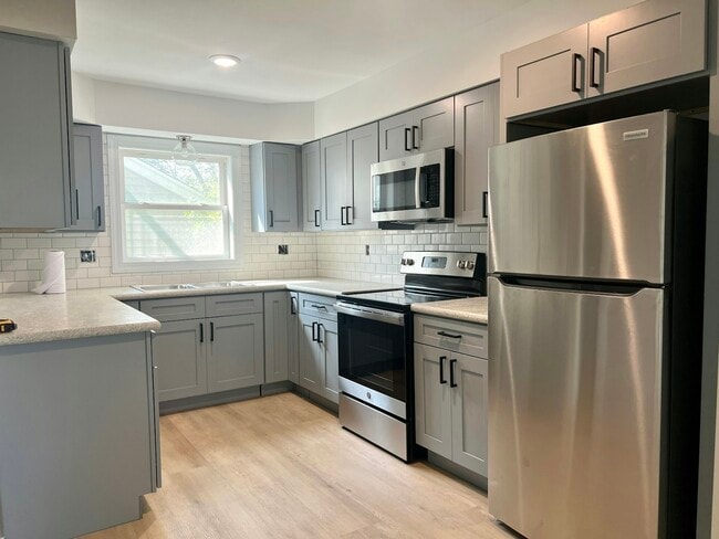 property at 302 S Harrison St