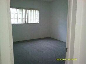 5800 Margate Blvd in Margate, FL - Building Photo - Building Photo