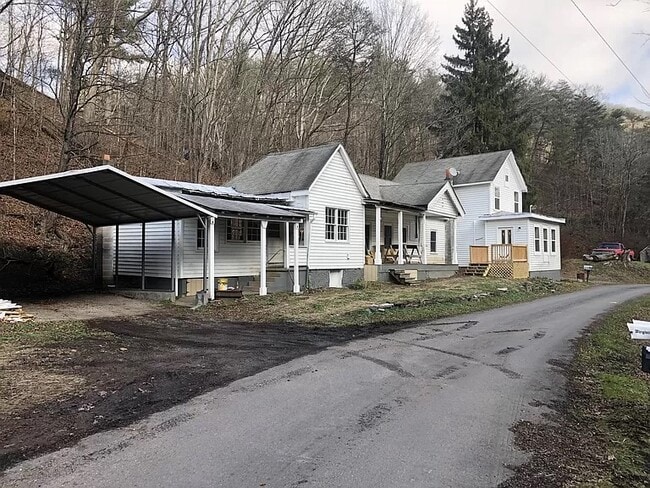5124 Big Ridge Rd in Covington, VA - Building Photo - Building Photo