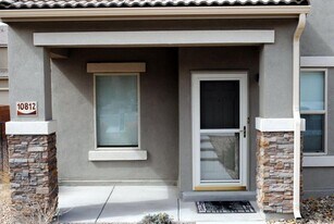 10812 Fort Point Ln NE in Albuquerque, NM - Building Photo