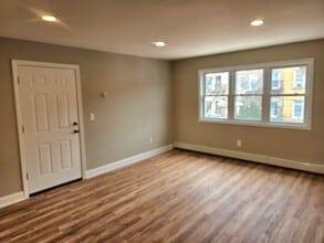 427 5th St in Union City, NJ - Building Photo - Building Photo