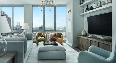 912 N State St, Unit 0908 in Chicago, IL - Building Photo - Building Photo