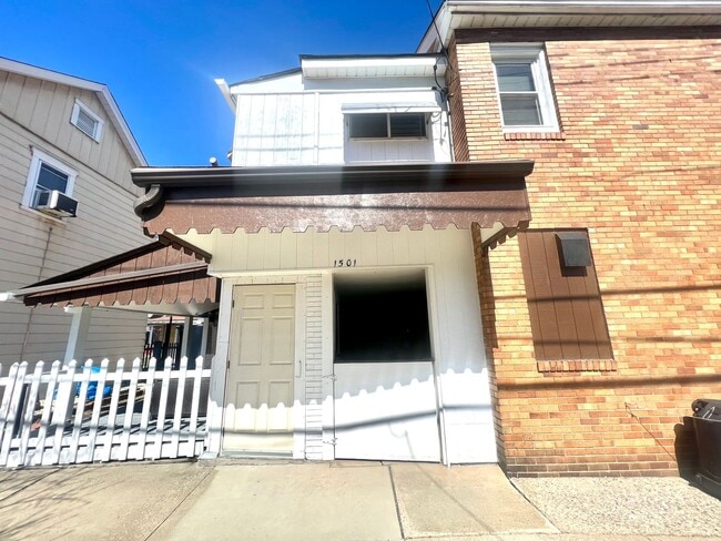 property at 1501 Merchant St