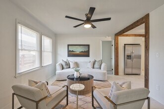 4013 Mallard Dr in Del City, OK - Building Photo - Building Photo