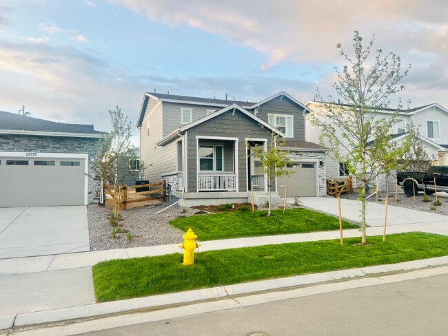 24789 E 39th Ave in Aurora, CO - Foto de edificio - Building Photo