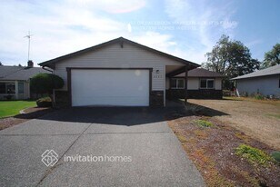 4243 SW 323rd St in Federal Way, WA - Building Photo