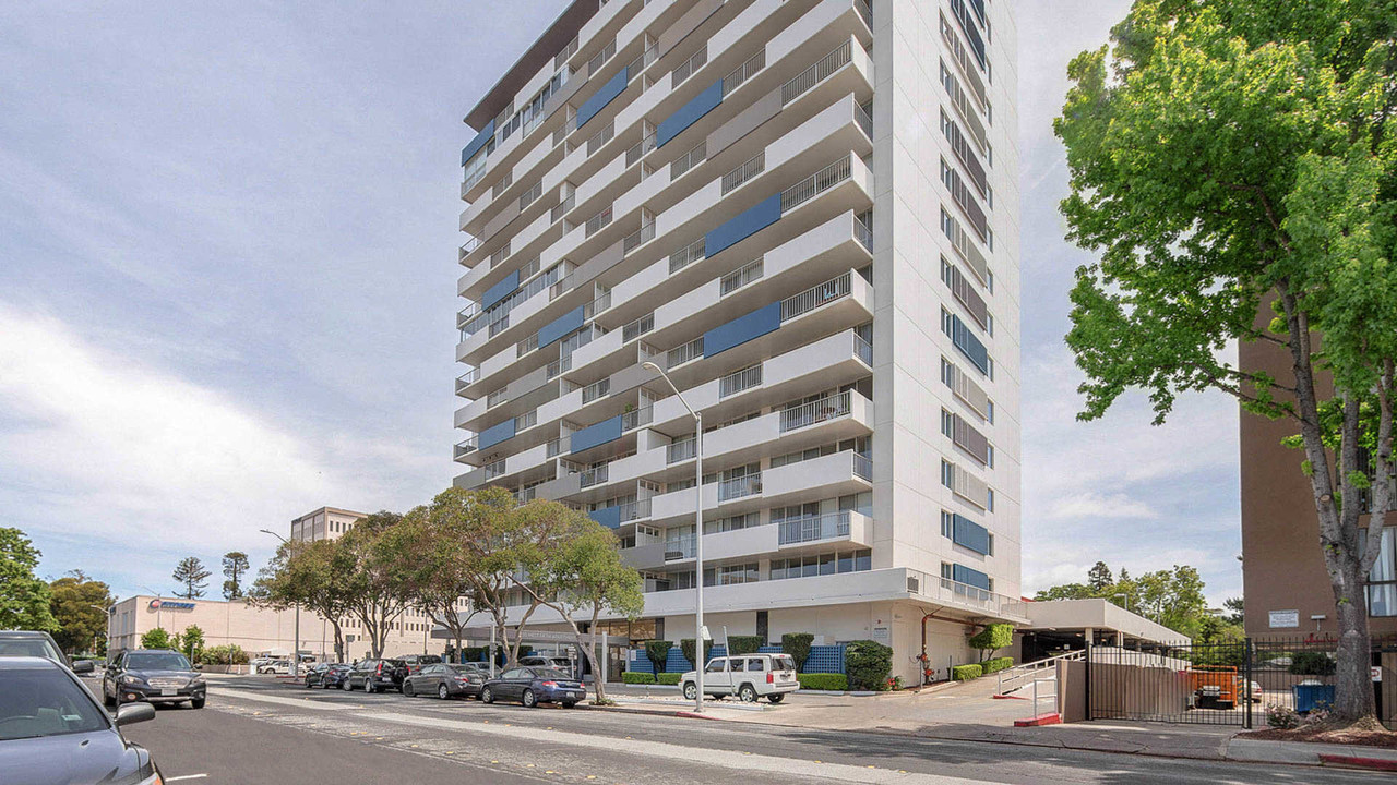 55 West Fifth in San Mateo, CA - Foto de edificio
