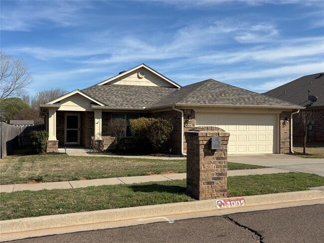 property at 3005 Grant Rd