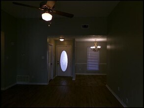 12415 Goldleaf Dr in Little Rock, AR - Foto de edificio - Building Photo