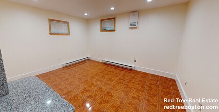 69 Babcock St in Brookline, MA - Building Photo - Building Photo