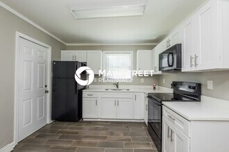 3615 Barringer Dr in Charlotte, NC - Building Photo - Building Photo