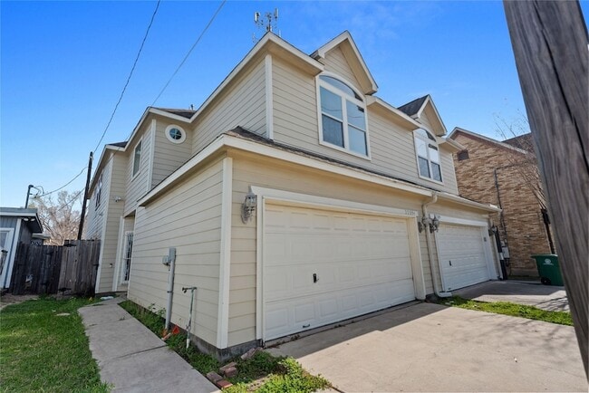 property at 2209 Alabama St