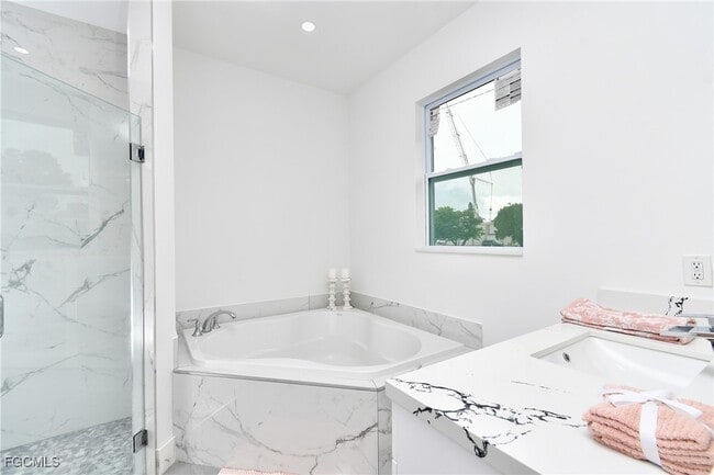 property at 706 Coolidge Ave