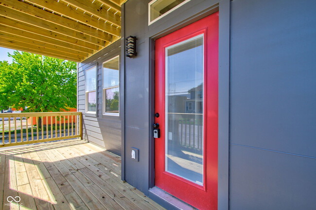 2302 Prospect St in Indianapolis, IN - Foto de edificio - Building Photo