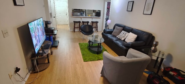 4000 SW 23rd St, Unit Unit 4-207 in Gainesville, FL - Foto de edificio - Building Photo