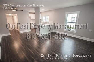 226 SW Lincoln Cir N in St. Petersburg, FL - Building Photo - Building Photo