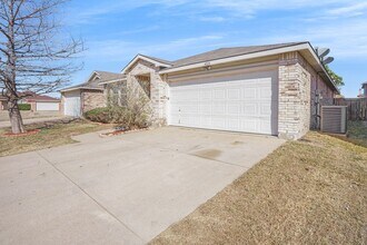 4024 German Pointer Way in Fort Worth, TX - Building Photo - Building Photo