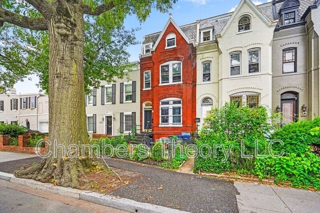 property at 1810 13th St NW