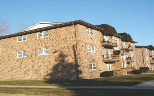 416 Cornell Ave in Calumet City, IL - Foto de edificio - Building Photo