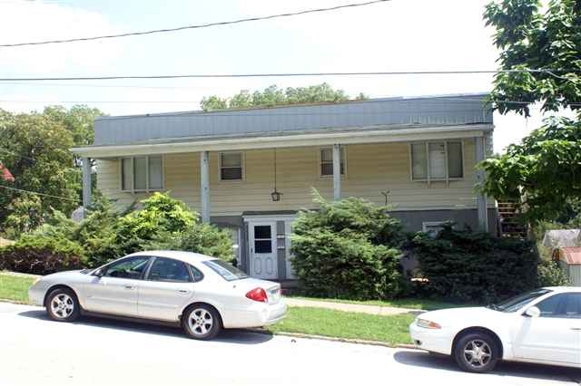 1109 Spring St in Davenport, IA - Building Photo