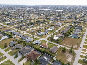 1503 SW 38th Terrace in Cape Coral, FL - Building Photo - Building Photo