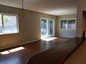 151 Ardmore Ave in Hermosa Beach, CA - Building Photo - Building Photo
