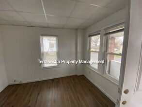9-11 E Hodges Ave in Lawnside, NJ - Building Photo - Building Photo