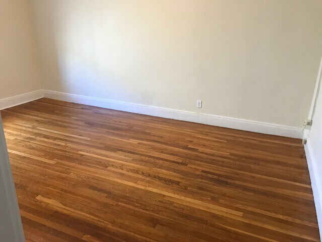 1810 Commonwealth Ave, Unit 34 in Boston, MA - Foto de edificio - Building Photo