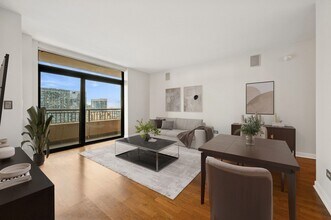 1160 S Michigan Ave in Chicago, IL - Building Photo - Building Photo
