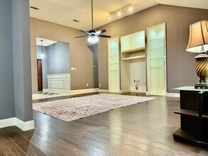 3758 Oak Meadow Dr in Grand Prairie, TX - Building Photo - Building Photo